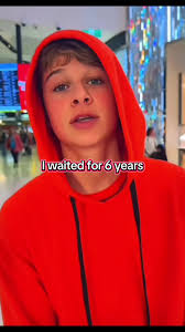 Txunamy Chose Brooks White Man Did It in One Week