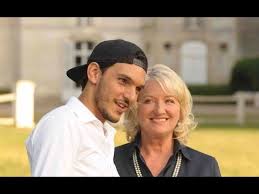 With charlotte de turckheim, amir el kacem, margaux chatelier, anne consigny. Abdel Et La Comtesse Film 2018 Moviemeter Nl