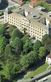 Compare private and agency prices for free. Strong Santa Y Real Casa De Misericordia House Of Mercy Of Bilbao Strong Financing Places For Elderly People Without Economical Resources How We Do It Materialized Collaborations National Projects Plans Fundacion Carmen Gandarias Impulsamos