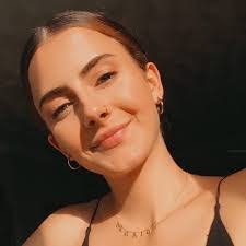 Rhianna Powell's Instagram, Twitter & Facebook