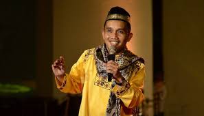 Ustadz Maulana Bilang Orang Bugis Makassar Tak Suka Dendam Didepan Setnov -  Gosulsel