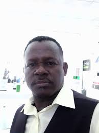 O corpo de mais um angolano, encontrado morto dentro da sua casa em Lisboa,  Setúbal. O que se passa com os Angolanos? Não é o primeiro caso, nem o  segundo. De um