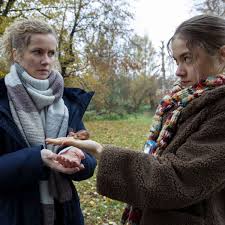 Bei einem gefährlichen einsatz wird die dresdner kommissarin karin gorniak schwer verletzt. Ard Tatort Parasomnia Aus Dresden Verzettelt Sich Am Ende Fehlt Die Zeit Tv Kino