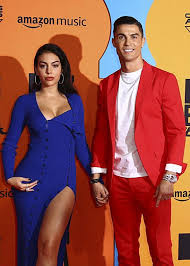 Georgina rodríguez celebró el título de juventus con emotivo mensaje y sensual imagen. Wer Hangt Bei Cristiano Ronaldo Die Wasche Auf Sexy National Vol At