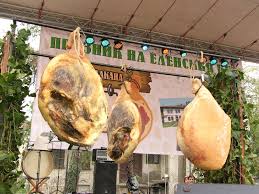Book hotel elena, veliko tarnovo on tripadvisor: The Town Of Elena Veliko Tarnovo Celebrates The Elenski But Festival