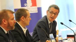 Plateforme services+ entreprise tous corps d etat rue adresse 28150 fains la folie fains la folie france téléphone : Bretagne Les Achats Publics De L Etat 400 Millions D Euros Par An Rennes Maville Com