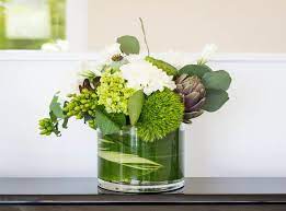 Give him a smile for his birthday, maybe even widen it into a grin! Modern Masculine Birthday Fresh Flowers Arrangements Corporate Flowers Flower Arrangements
