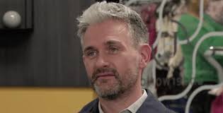 Coronation Street's Glen Wallace reveals Lucas returns to win Carla