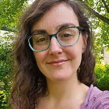 Rowena Beatty's Instagram, Twitter & Facebook