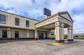 Whether you are joining us for business or pleasure, the quality inn orleans will make you feel at home by offering a friendly and relaxing experience while offering the modern conveniences desired by today's. Quality Inn Hotel In New Orleans La Book Today