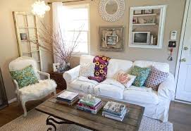 Sunny Small Apartment In Santa Monica Chic Living Room Chic Living Room Design Chic Home Decor