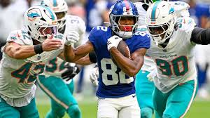 New York Giants WR Calvin Austin carted off practice field