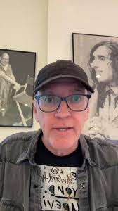 Beyond Vaudeville was live.