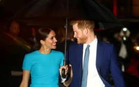 If you want to learn reunión de emergencia in english, you will find the translation here, along with other translations from spanish to english. Rainha Convoca Reuniao De Emergencia Para Debater Futuro De Harry E Meghan Familia Real Britanica Publico