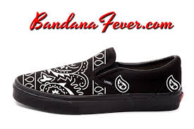 Black And White Custom Vans Slip Ons Custom White Bandana Vans Slip On Vansskate Vans Skate Offthewall Vansshop By Bandana Fever Custom Nike Shoes Vans Slip On Custom Converse Shoes