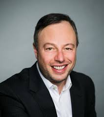 Wade Newton's Instagram, Twitter & Facebook