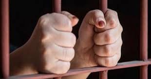 قام المحامي أشرف فرحات بتقديم بلاغ إلى النائب العام صباح اليوم السبت، وهو الذي يحمل رقم 85101 ضد حساب ملقب بـ كائن الهوهوز maannarrrr على موقع تيك توك ، وهذا بسبب بث الكثير من الفيديوهات الخاصة بأحد الأشخاص الذي يقوم بتصوير زوجته، وعلى حد. ÙƒØ§Ø¦Ù† Ø§Ù„Ù‡ÙˆÙ‡ÙˆØ² Ø£Ù…Ø§Ù… Ø§Ù„Ù†ÙŠØ§Ø¨Ø© Ø£ØµÙˆØ± Ø§Ù„ÙÙŠØ¯ÙŠÙˆÙ‡Ø§Øª Ø¨Ù…Ø³Ø§Ø¹Ø¯Ø© ØµØ¯ÙŠÙ‚Ù‰ ÙˆÙ‡Ø¯ÙÙ†Ø§ Ø¬Ù…Ø¹ Ø§Ù„Ø£Ø±Ø¨Ø§Ø­ Ø§Ù„ÙŠÙˆÙ… Ø§Ù„Ø³Ø§Ø¨Ø¹