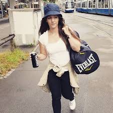 m onx on instagram alles im uberblick dierzliebubei everlast chopfab fischerhuetli zuritram megaschwulgsiamsamschtig zurich tsuri stauffacher
