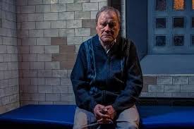 Coronation Street fans fume soap has gone 'too far' with sick dog twist  amid Roy's arrest