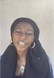 Leslie Colbert (@aaliyahtogod)