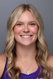 Sarah Ederer's Instagram, Twitter & Facebook