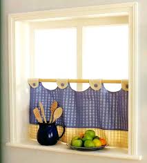 Contamoscon variedad en cortinas de cocina bordadas, de color blanco sobrio ycontrastes apastelados, muy útiles y que servirán para darle un. Cortinas Para Cocinas En Diciembre De 2020