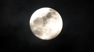 This occurs when earth is located between the sun and the moon (more exactly, when the ecliptic longitudes of the sun and moon differ by 180°). Full Moon Dark Cloudy Night Clouds Passing Moon Real Time Video By C Dimy13 Stock Footage 331870450