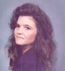 Janet Wall's Instagram, Twitter & Facebook