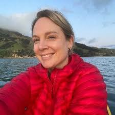 Naomi Arnold (@naomiarnold)