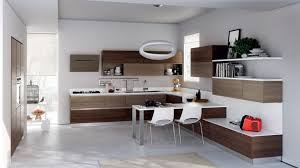 Esta hermosa cocina en color verde azulado oscuro con muebles en tono gris y ceniza claro. Muebles De Cocina Modernos Para Presumir