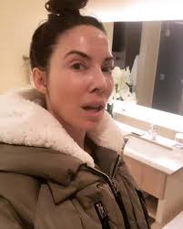 I didn’t know Idaho was extra as hell. Has anyone ever seen a bathtub do  this?! I’m shaken to my core.