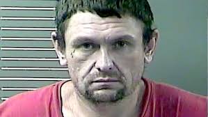 Magoffin man charged with witness tampering