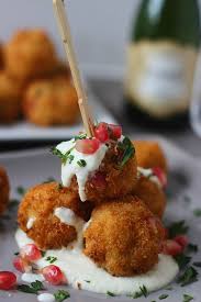 39 heavy horderves ideas food horderves recipes from i.pinimg.com thai chicken skewers, pepper seared beef tenderloin bites, tomato and mozzarella caprese skewers What Are Heavy Horderves I Ve Heard Of The Idea To Have Constant Varieties Of What Types Of Heavy Horderves Are Good For An 09 09 2013 I Don T Know What Horderves