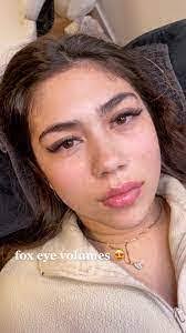 Daisy Landaverde's Instagram, Twitter & Facebook