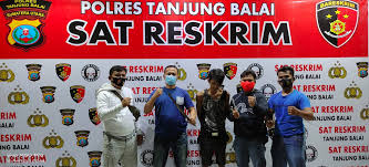 Check spelling or type a new query. Satreskrim Polres Tanjung Balai Ciduk Residivis Tsp Dirumahnya Ada Pisau Dan Parang Own Talk