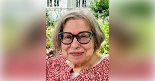 Rebecca Burt's Instagram, Twitter & Facebook