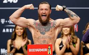 Floyd mayweather'in burcu balık olup, şu anda 44 yaşındadır. Conor Mcgregor Die Unglaubliche Korper Transformation Hat Ihn Gesehen Schwanken Von Fast Zwei Stein Aktuelle Boulevard Nachrichten Und Fotogalerien Zu Stars Sternchen