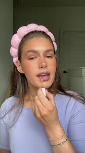 Samantha Hutton So Im Not Racist