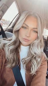 Hello, I'm Caroline and something to know about me is I'm a first time mom.  I am