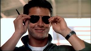 Top gun settles fairly quickly into alternating ground and air scenes, and the simplest way to sum up the movie is to declare the air scenes brilliant and the earthbound scenes grimly predictable. Mungkinkah Sekuel Top Gun Ulang Kesuksesan 33 Tahun Lalu Republika Online