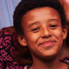 Shaftesbury Theatre Visual Synopsis