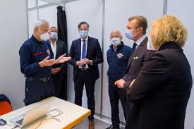 Onderstaande reisadviezen houden op dit moment nog geen rekening met deze nieuwe regels. Sante Lu Pa Twitter S A R Le Grand Duc Et La Ministre De La Sante Lenertpaulette Ont Visite Ce Matin Le Centre De Vaccination Installe Dans Le Hangar De La Luxembourg Air Rescue A S B L Au