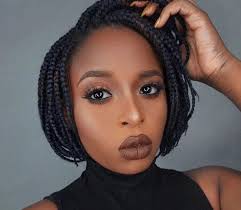 Coupe cheveux femme court destructure. Mediacongo Net Actualites Le Carre Revient Doucement A La Mode