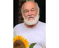 Kenneth Graybeal's Instagram, Twitter & Facebook