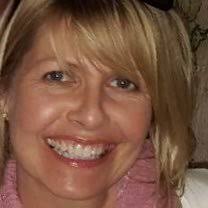 Anna Macleod's Instagram, Twitter & Facebook