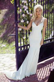 Katie May Backless Wedding Gown Monaco Gown Photo Courtesy Of Nicole L Hill Photography Www Katiemay Com Bridal Dresses Backless Wedding Wedding Dresses