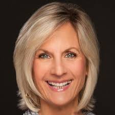 LeeAnne (@LeeAnne_SRQ)