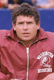 Daryl Johnson, former Patriots player, born