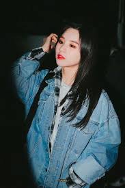 Heejin and chuu recently shot a pictorial together with the star magazine heejin then shared her first impression of chuu, narrating the first time she saw her! The Jeons Cast Wattpad