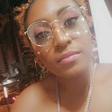 Mia Simpson (miasimpson1718)